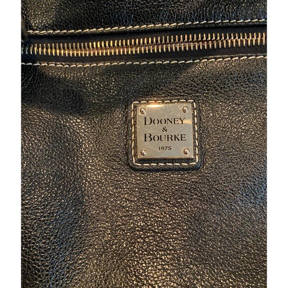 Dooney and Bourke Black Leather‎ Purse, satchel style, beautiful detail - Picture 2 of 15